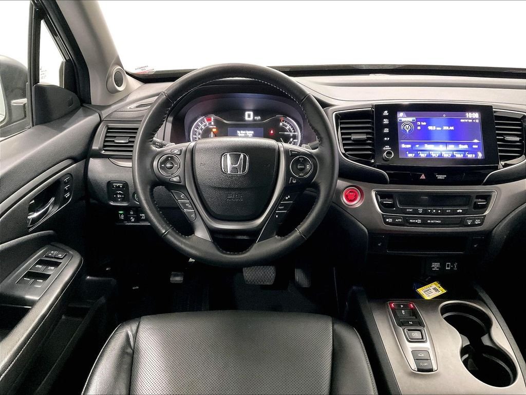 Used 2023 Black Honda RTL image 17