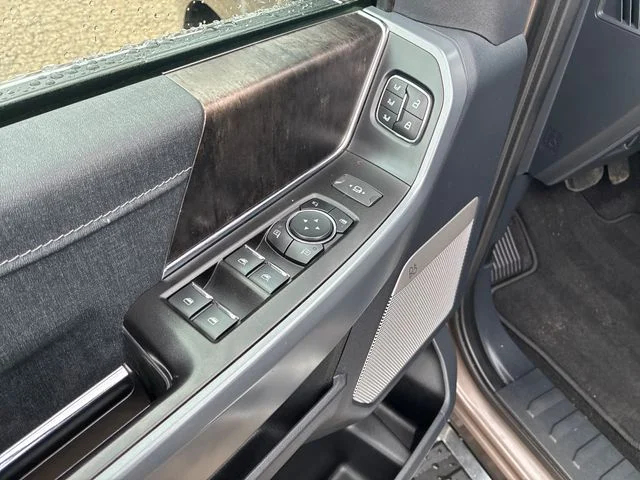 Used 2022 Stone Gray Metallic Ford Lariat image 18