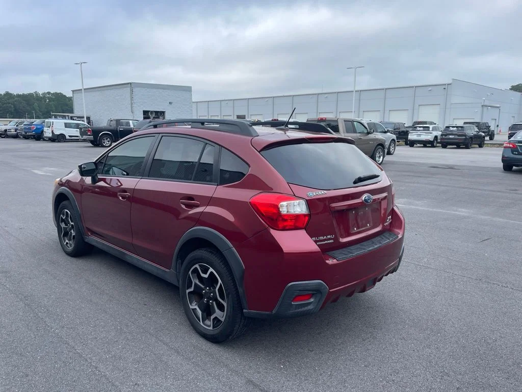 Used 2015 Red Subaru 2.0i Limited image 6