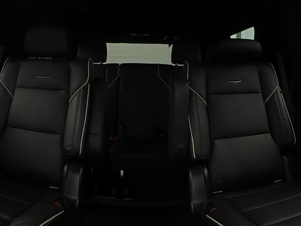 2022 Cadillac Escalade Sport - Photo 10
