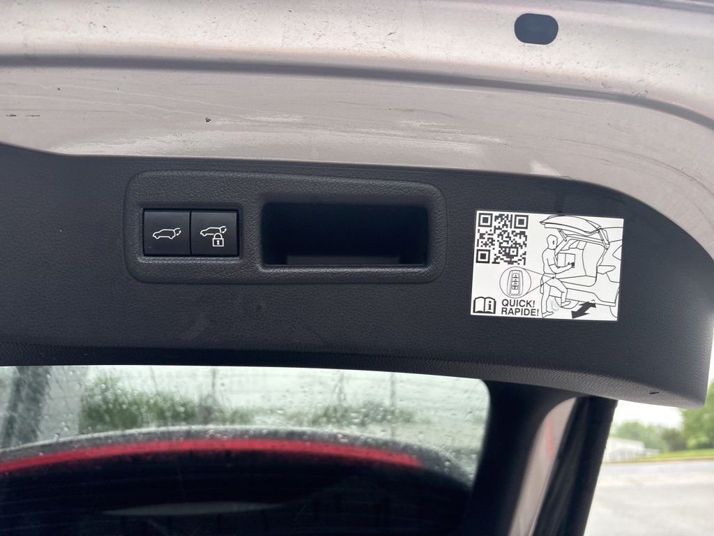 Used 2021 Silver Toyota XLE image 26