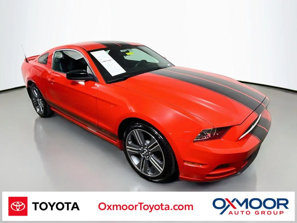 Used 2014 Race Red Ford V6 image 1