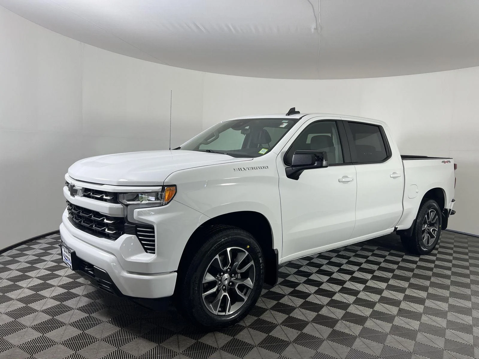 Used 2024 Summit White Chevrolet RST image 24