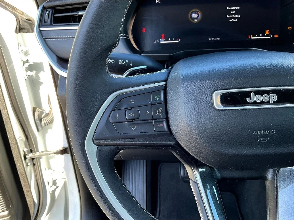 Used 2023 Bright White Clearcoat Jeep Laredo image 13