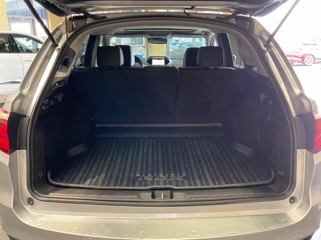 Used 2018 Silver Acura Technology Package image 23