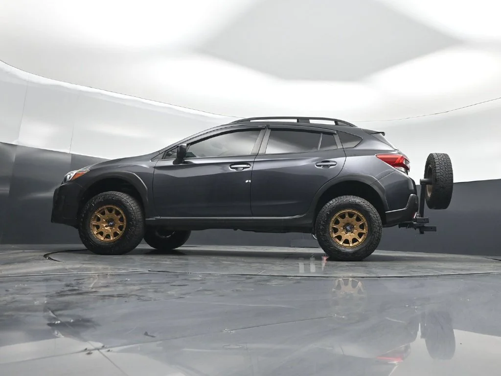 Used 2019 Gray Subaru 2.0i Premium image 7
