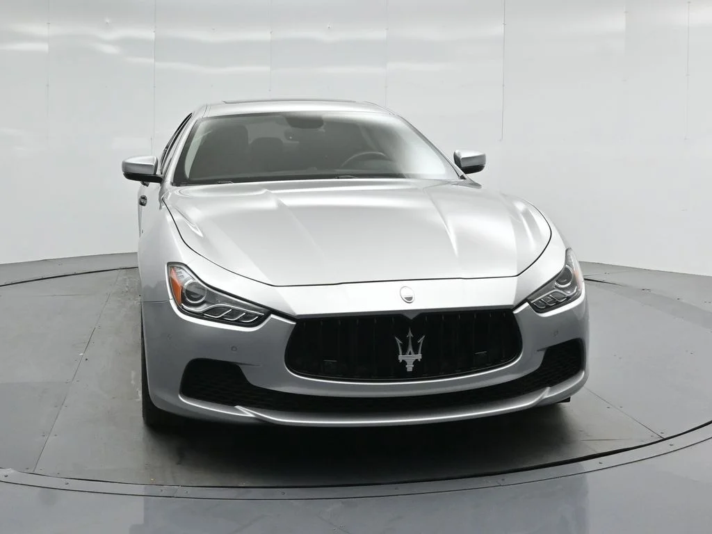 Used 2017 Silver Maserati Base image 50