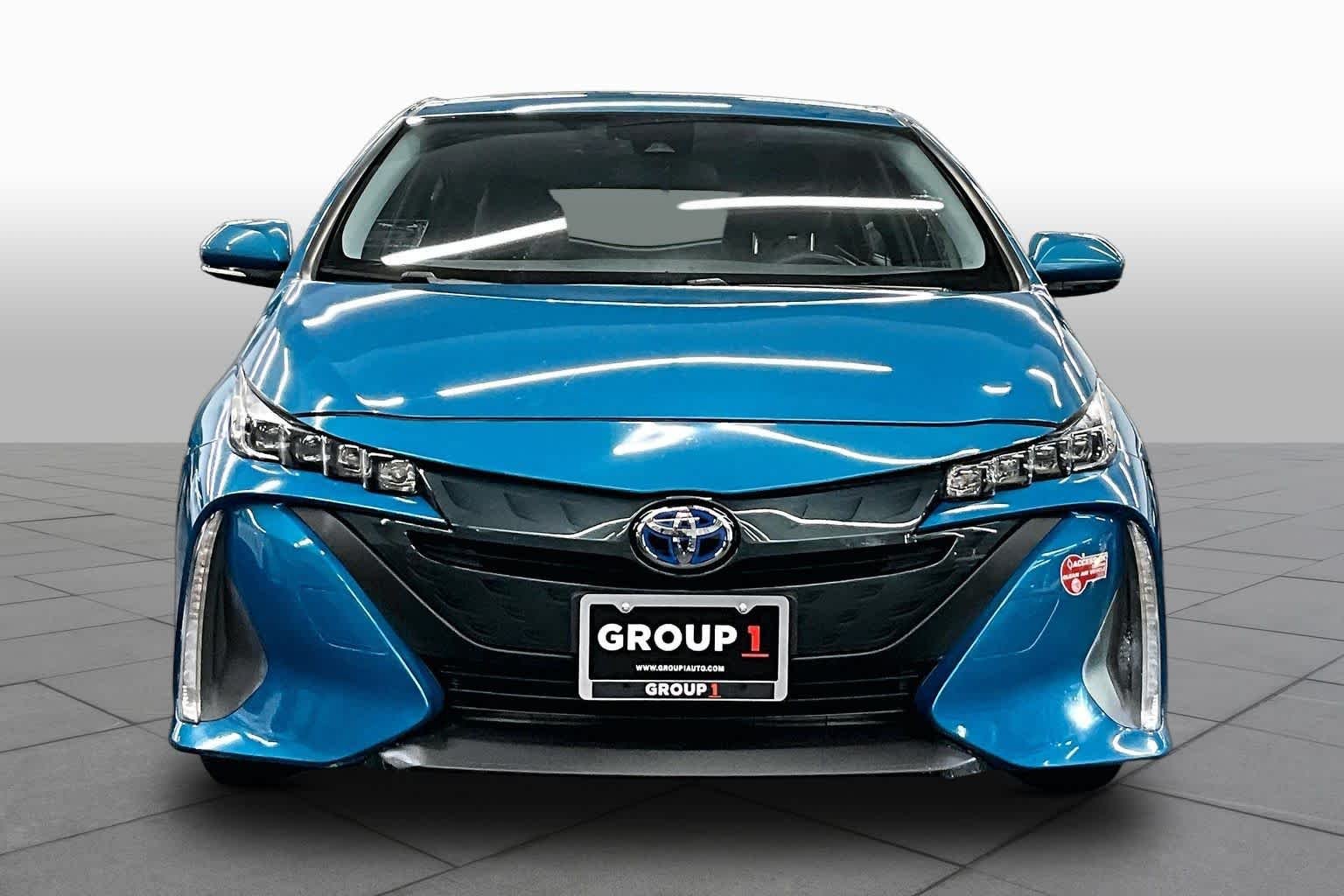 Used 2017 Blue Magnetism Toyota Premium image 3