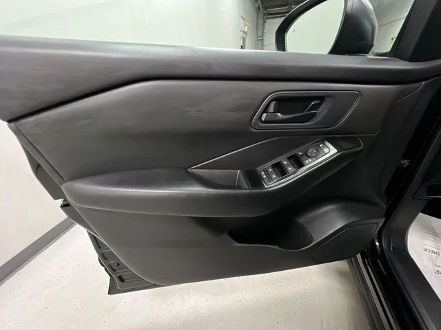 2024 Nissan Rogue S - Photo 22