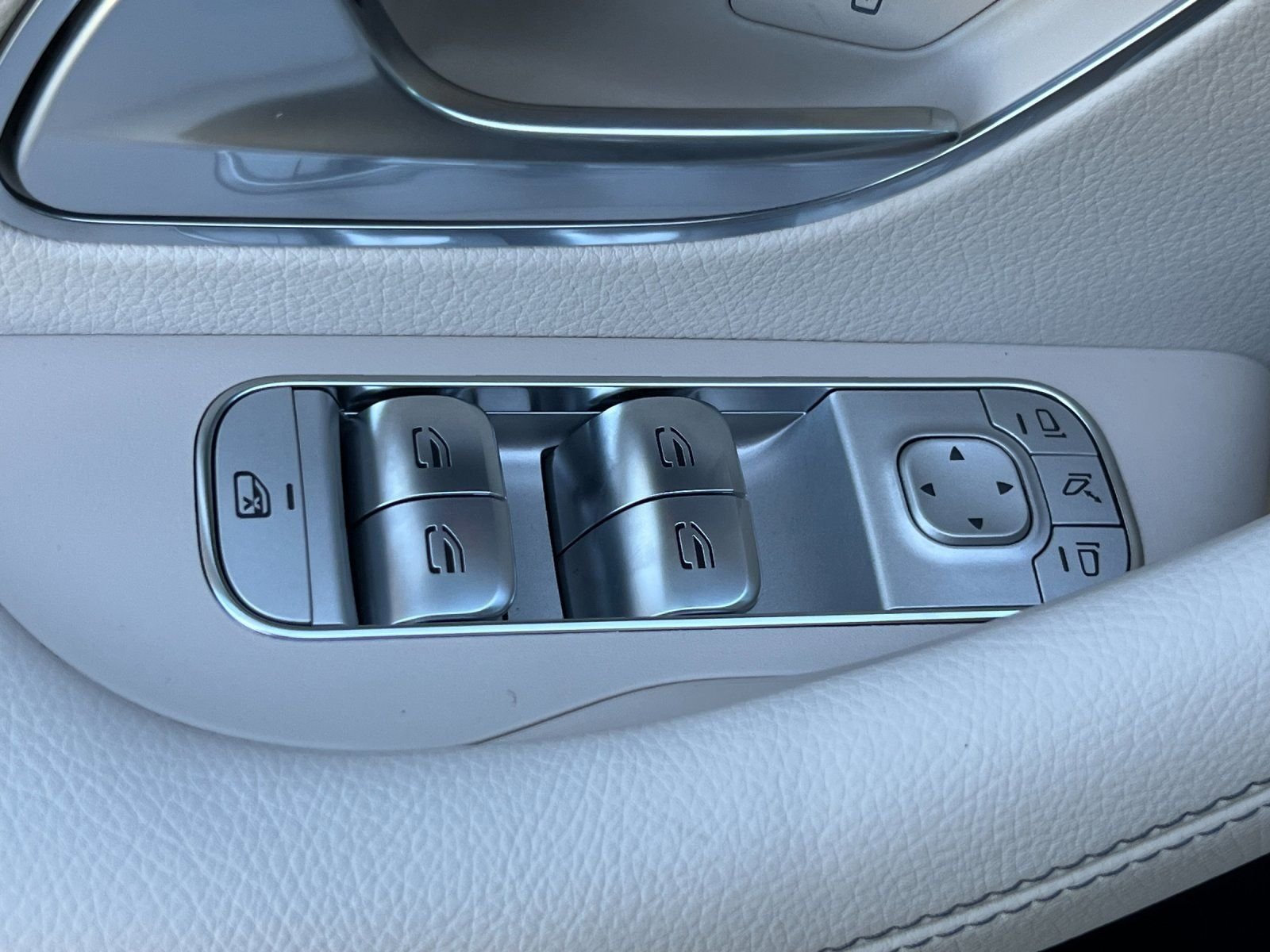 New 2026 MANUFAKTUR Alpine Grey Mercedes-Benz 350 image 15