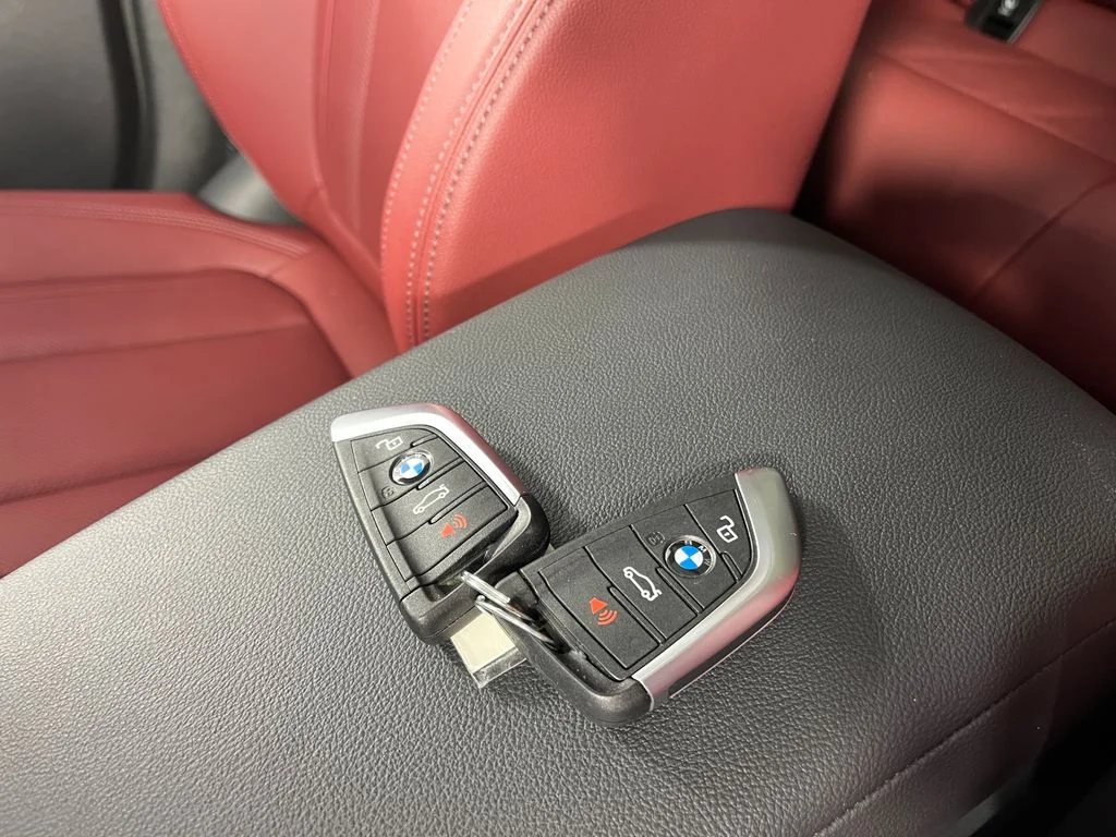 Certified Used 2023 Alpine White BMW xDrive30i image 31