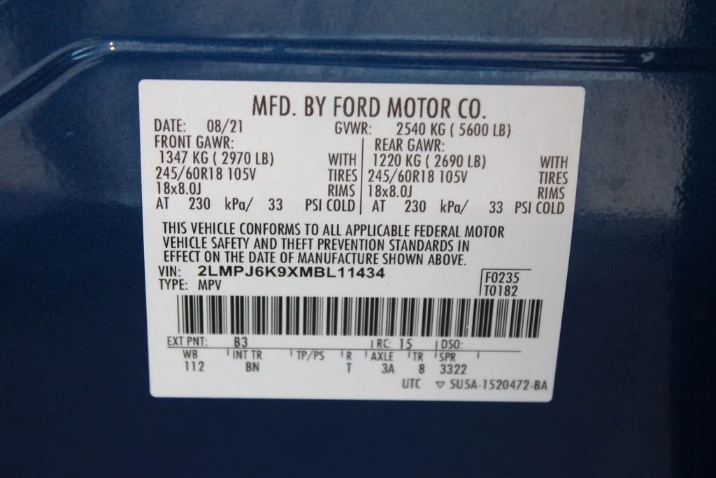 Used 2021 Blue Lincoln Reserve image 31