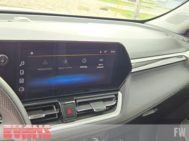 Used 2024 White Chevrolet LT image 7