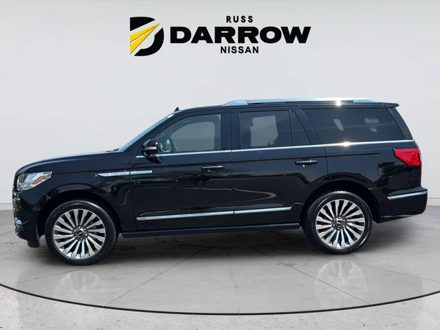 Used 2020 Black Lincoln Reserve image 2