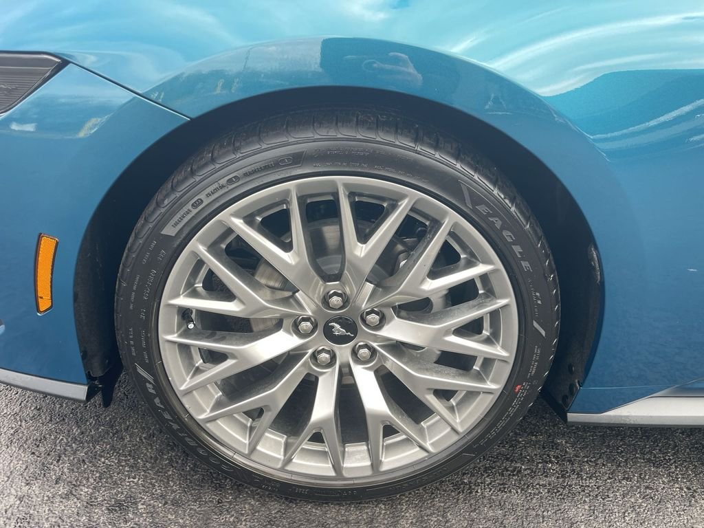 2026 Ford Mustang EcoBoost Premium Fastback - Photo 16