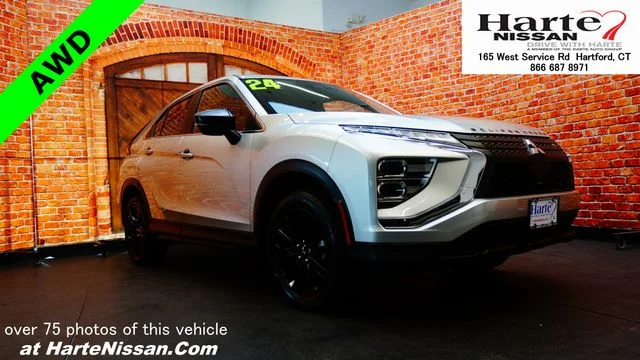 2024 Mitsubishi Eclipse Cross LE S-AWC's photo