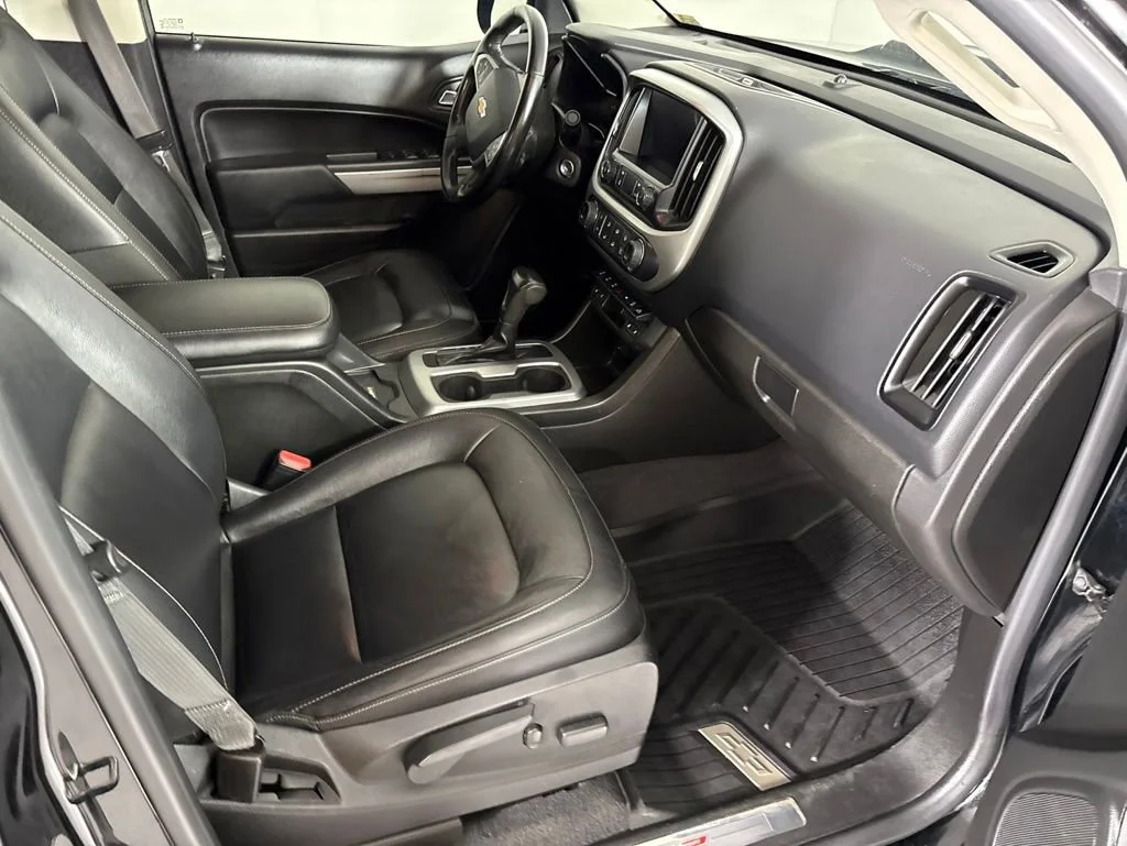 Used 2020 BLACK Chevrolet 4WD ZR2 image 21