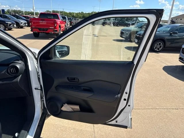 2020 Nissan Kicks S - Photo 11