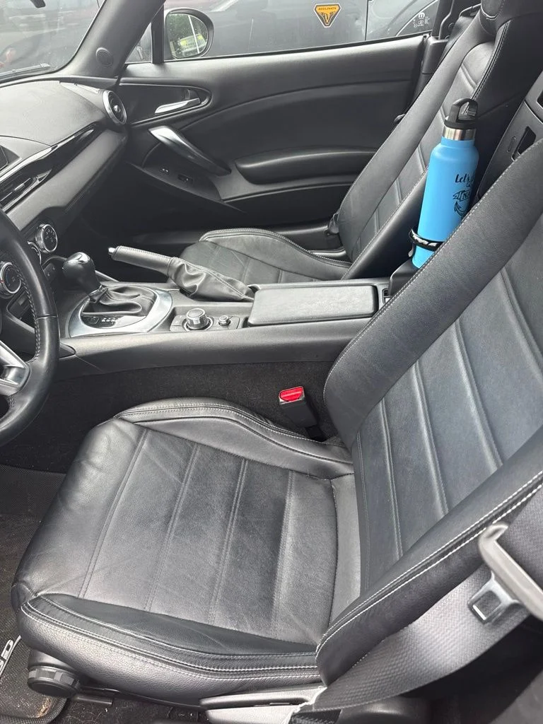 Used 2017 Black FIAT Lusso image 5