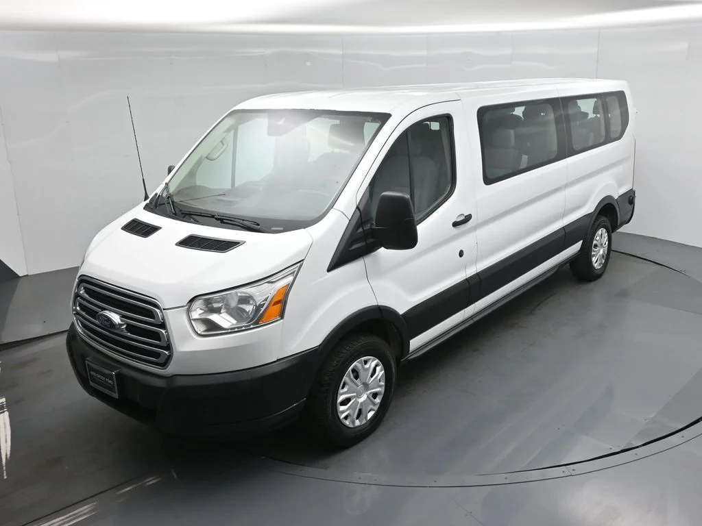 Used 2019 White Ford XLT image 37