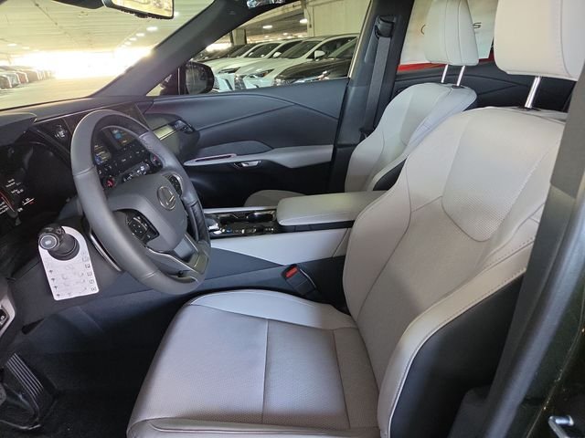 New 2026 Nori Green Pearl Lexus PREMIUM PLUS image 11