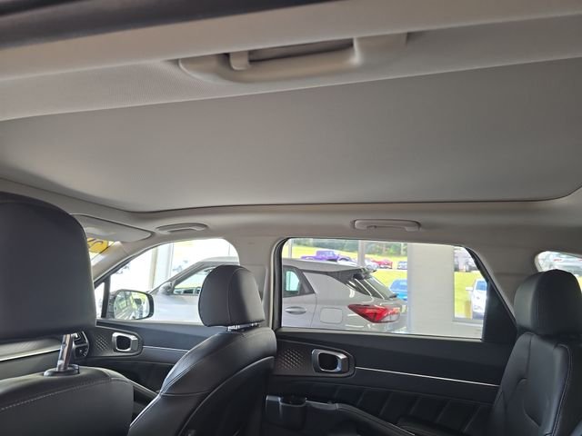 Used 2023 Gray Kia SX image 13