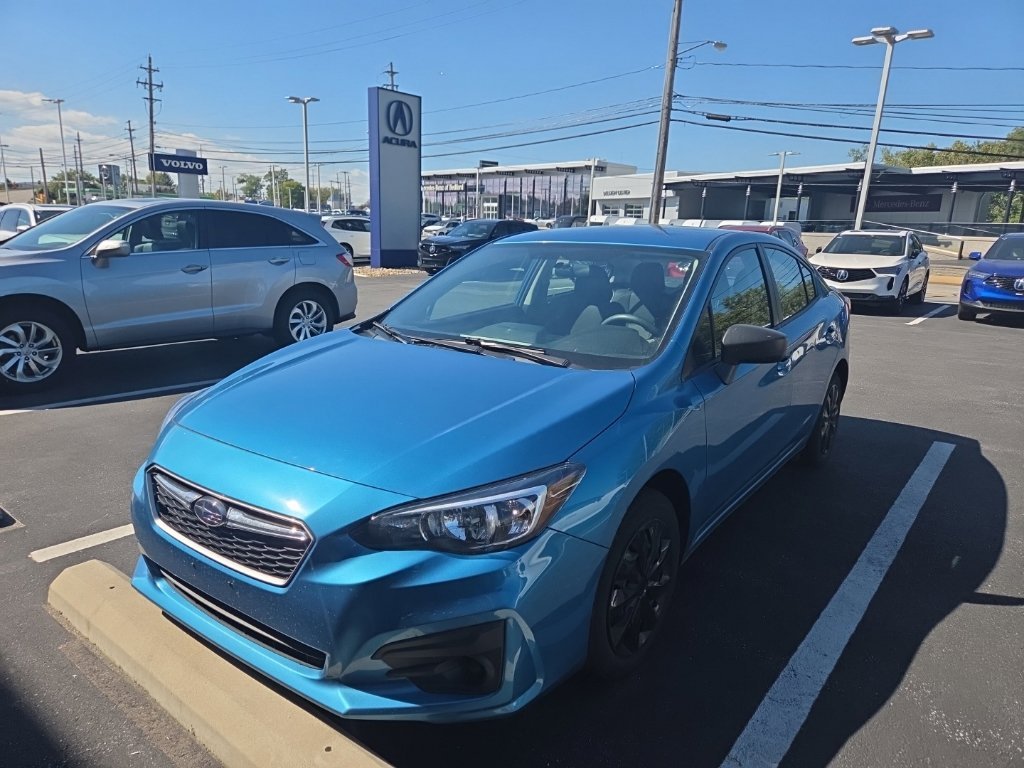 Used 2018 Island Blue Subaru 2.0i image 3