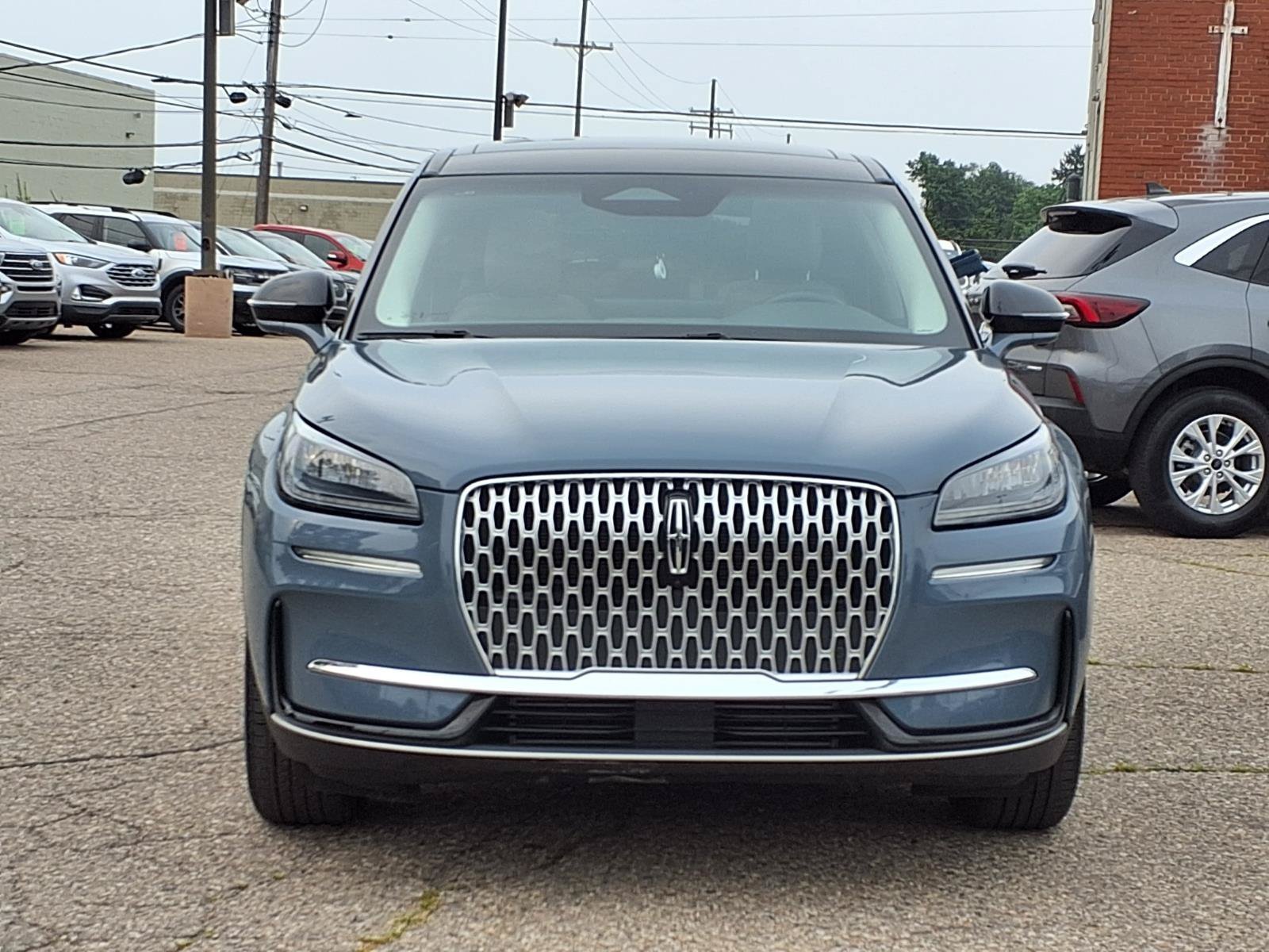 Used 2024 Whisper Blue Metallic Clearcoat Lincoln Premiere image 26