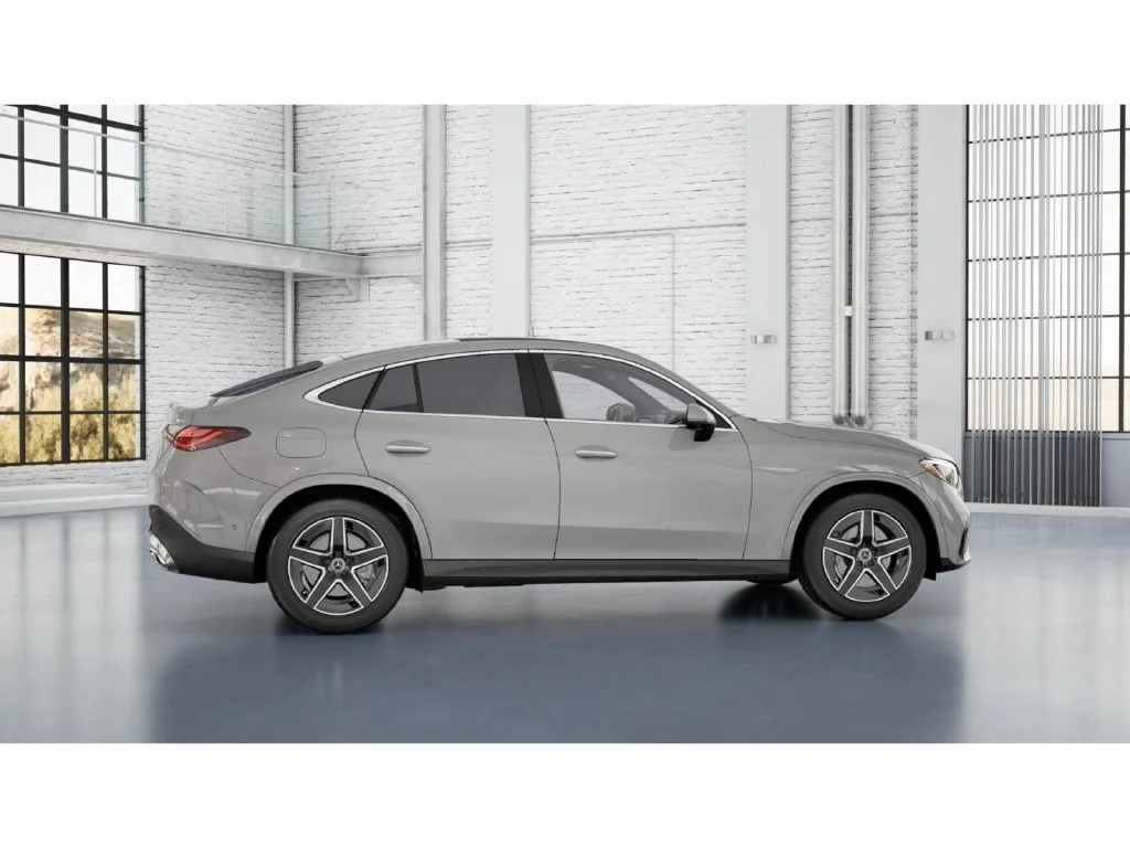 New 2027 White Mercedes-Benz GLC 300 Coupe image 17