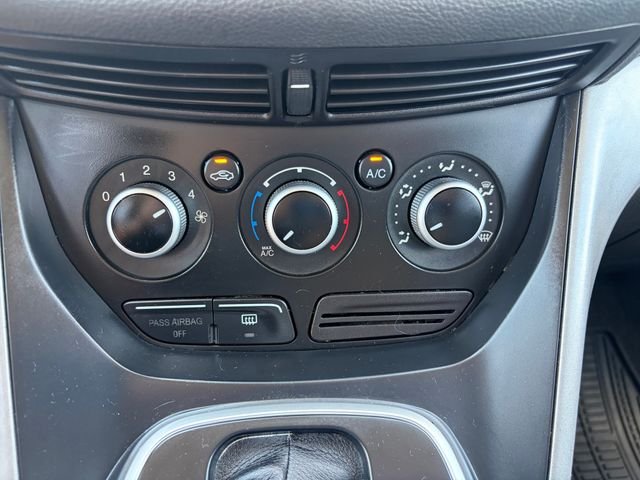 Used 2014 Oxford White Ford SE image 22