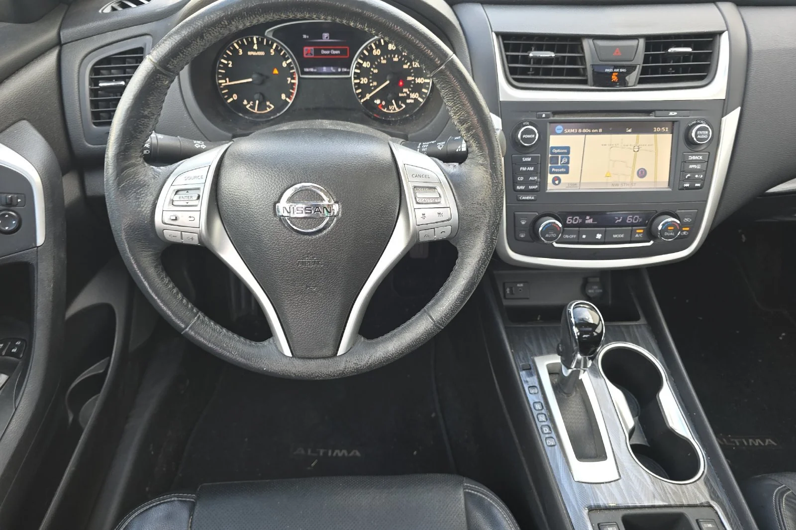 Used 2016 Brilliant Silver Nissan 2.5 SL image 12