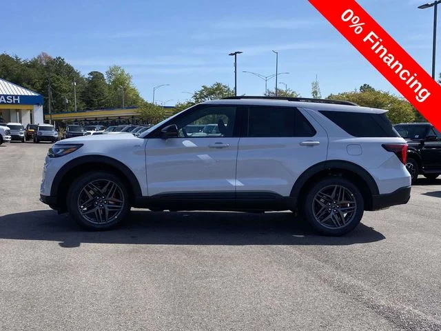 New 2026 Space White Metallic Ford ST-Line image 6