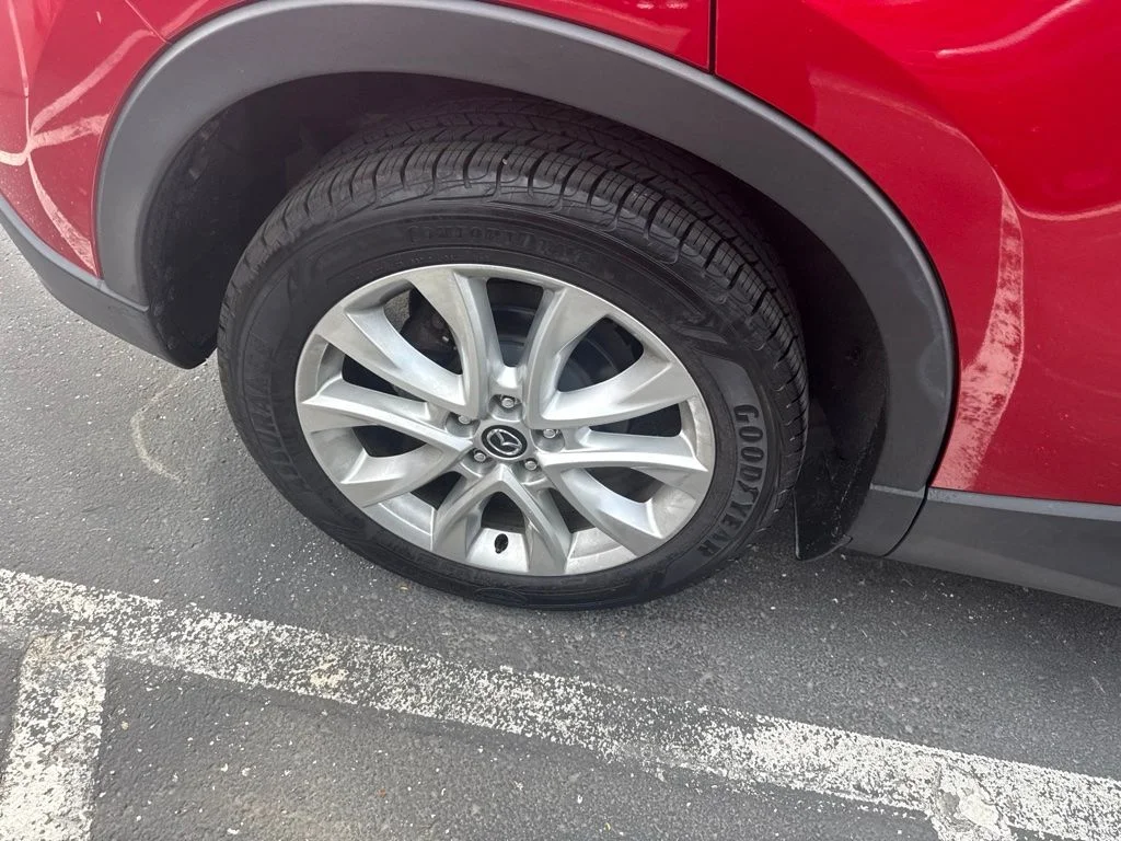 Used 2015 Red Mazda Grand Touring image 12