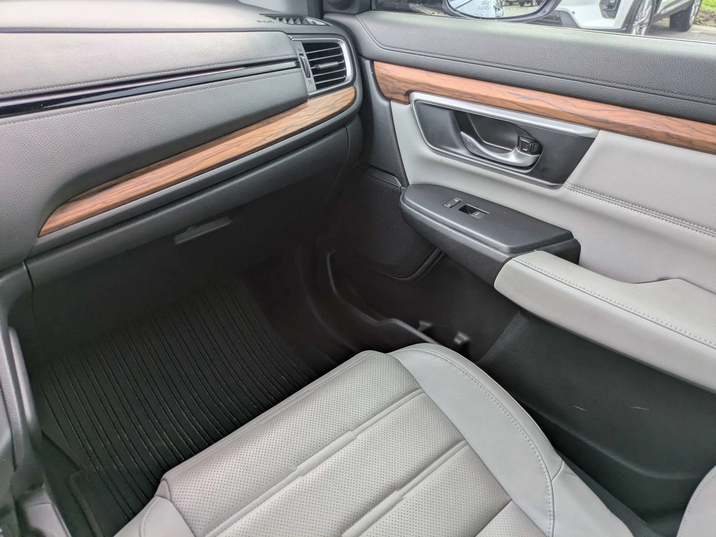 Used 2020 Sonic Gray Pearl Honda EX-L w/Honda Sense Safety System, Leather, & Moonroof image 21