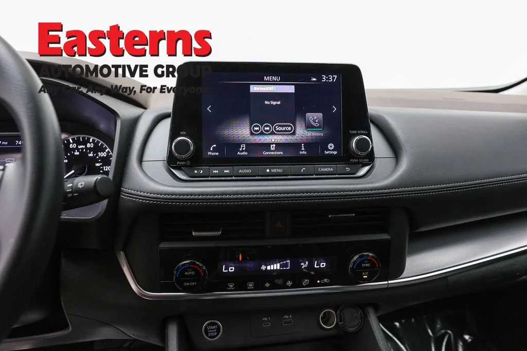 Used 2023 Gray Nissan SV image 11