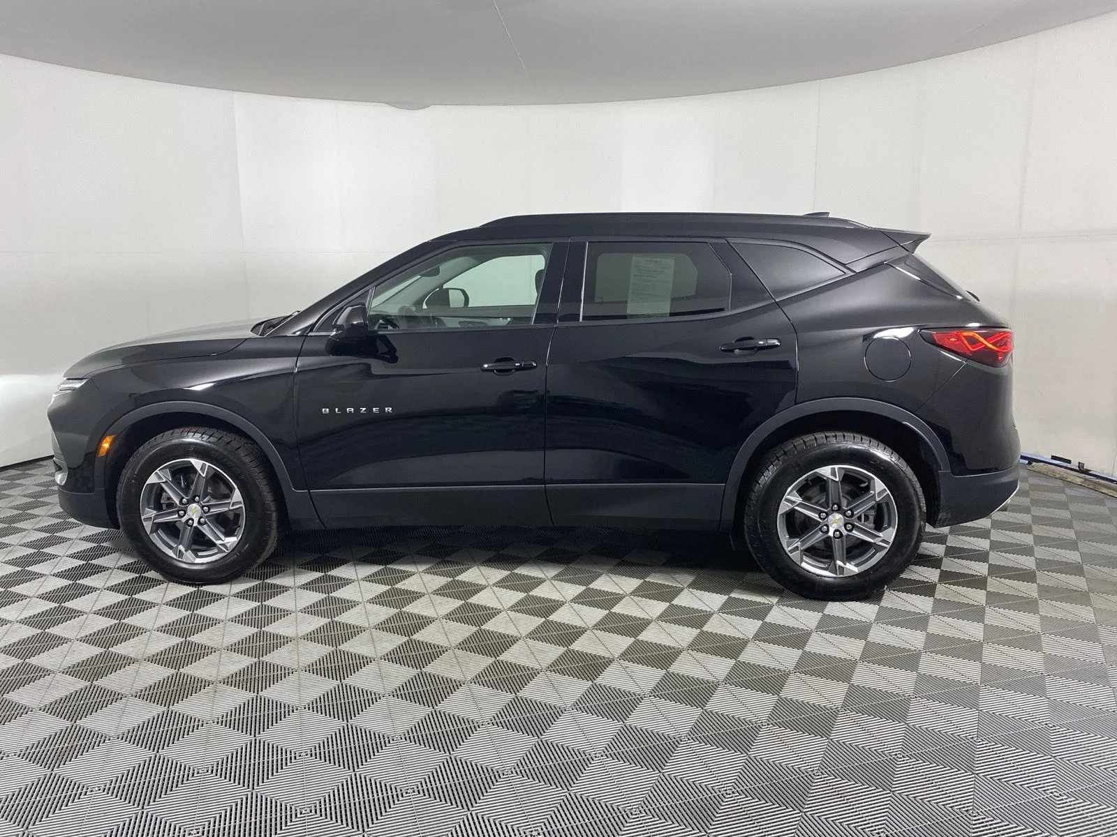 Used 2024 Black Chevrolet LT image 4