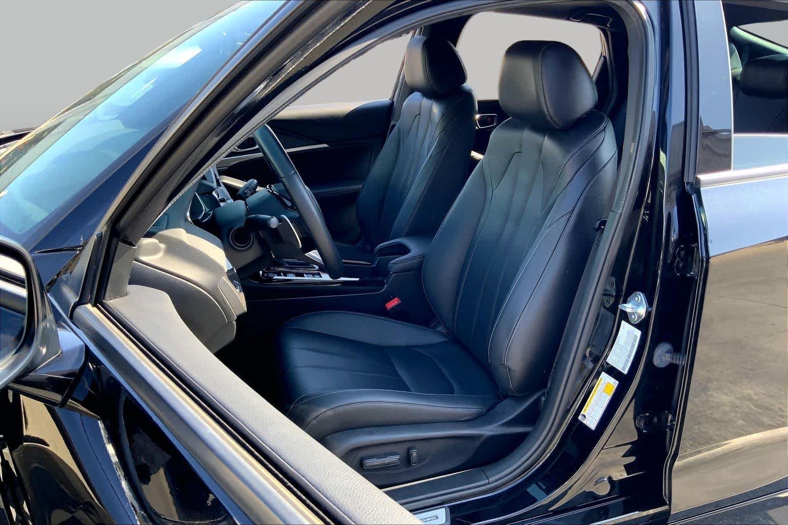 Certified Used 2024 Majestic Black Pearl Acura w/A-Spec Package image 8