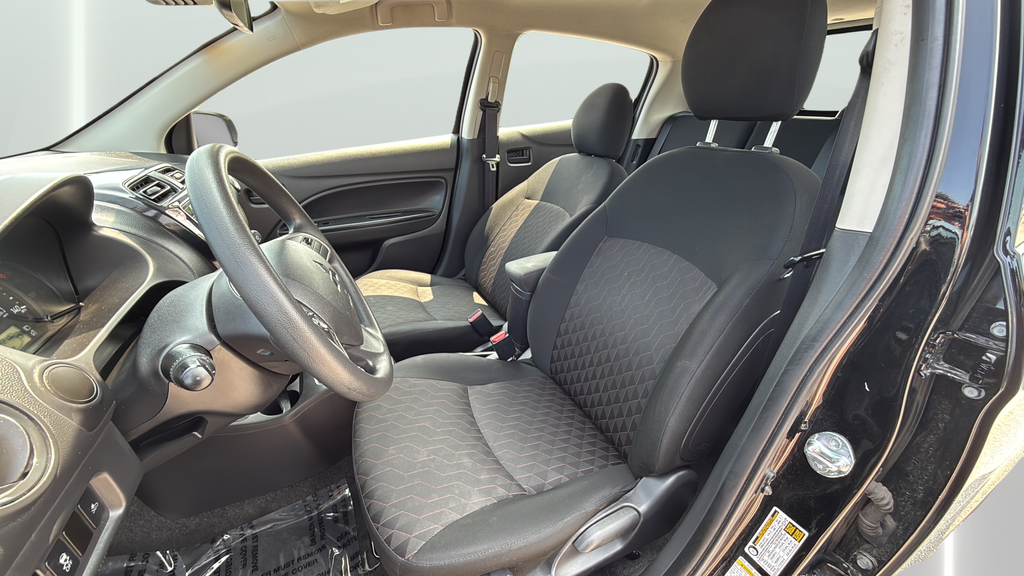 Used 2024  Mitsubishi ES image 23