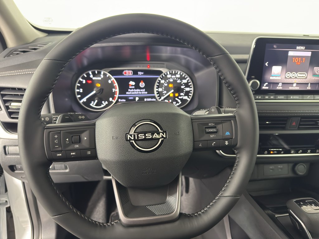 New 2026 Everest White Pearl TriCoat Nissan Dark Armor™ image 13