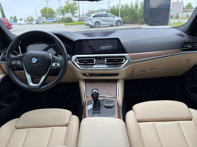 Used 2021 White BMW 330i xDrive image 21