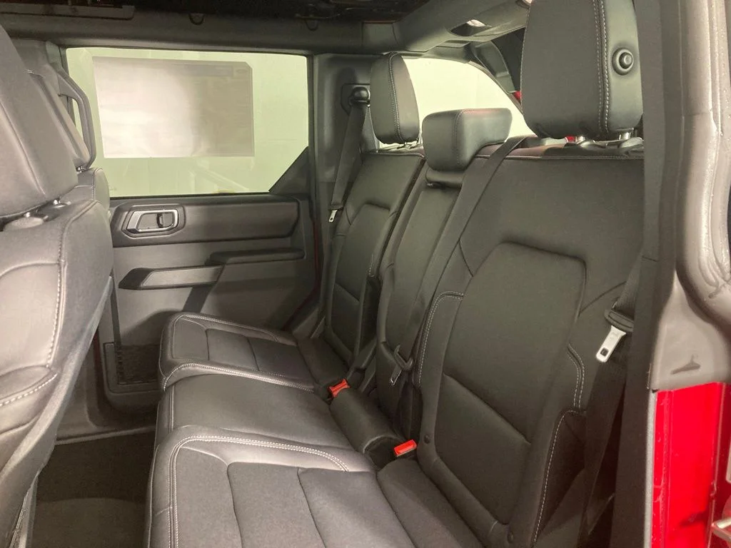 2025 Ford Bronco 4-Door Badlands - Photo 17