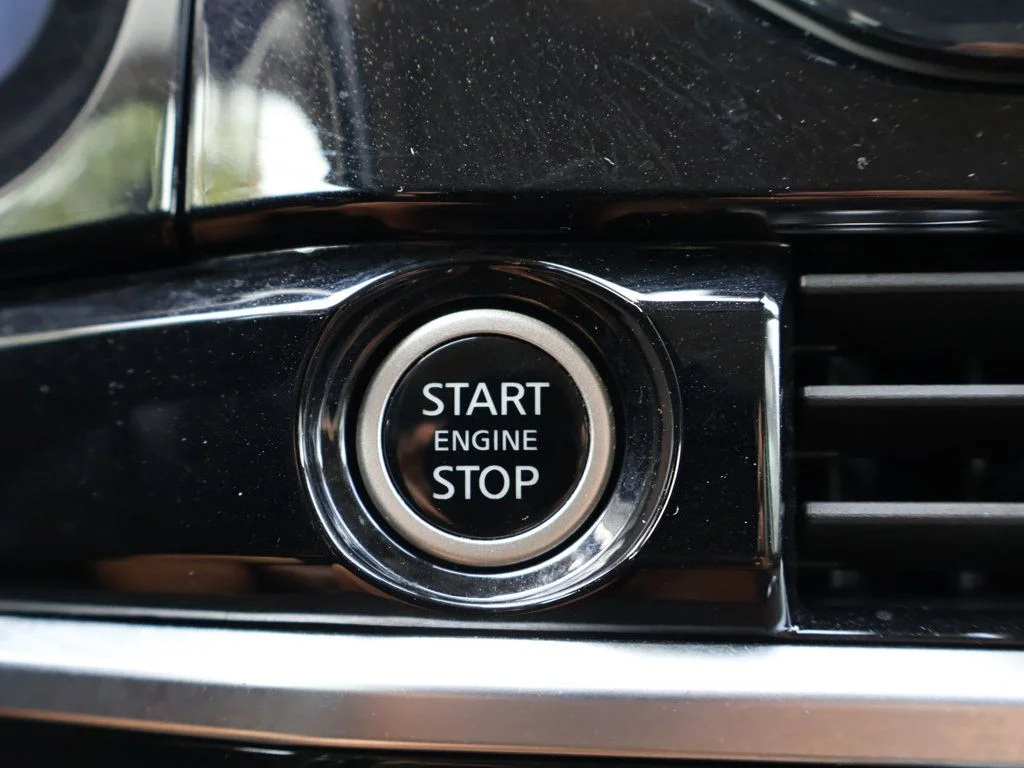 Used 2024 White Nissan Platinum image 41