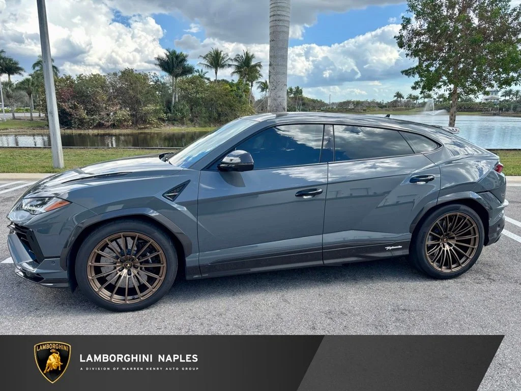 2024 Lamborghini Urus 4.0 V8 Performante's photo