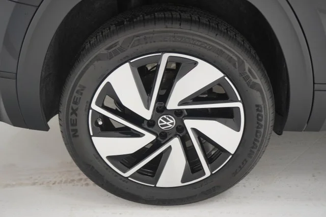 2026 Volkswagen Atlas SE w/Tech - Photo 6