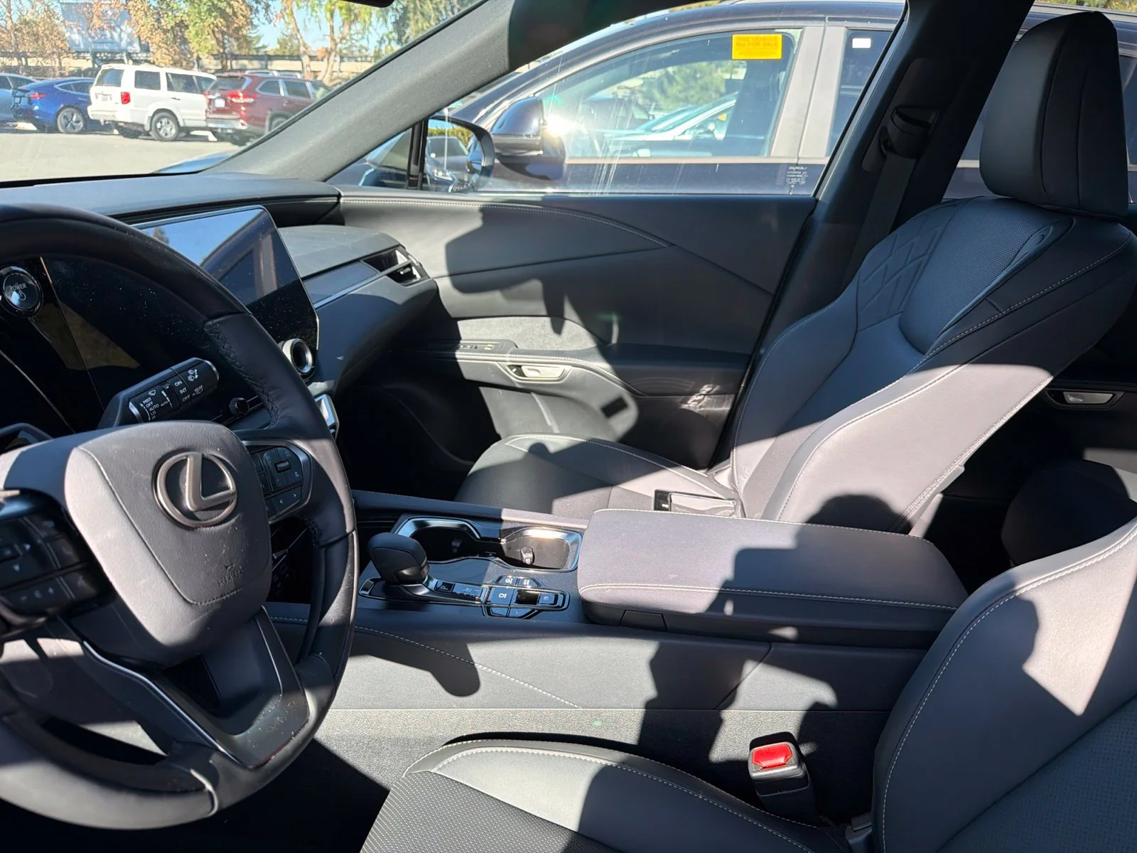 Used 2026 Iridium Lexus 450h+ Premium image 6