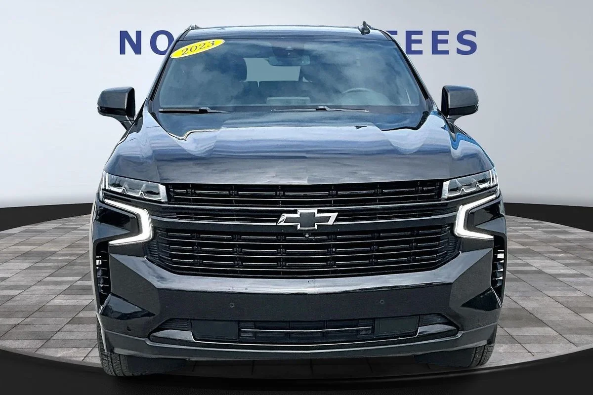 Used 2023  Chevrolet 2WD RST image 2