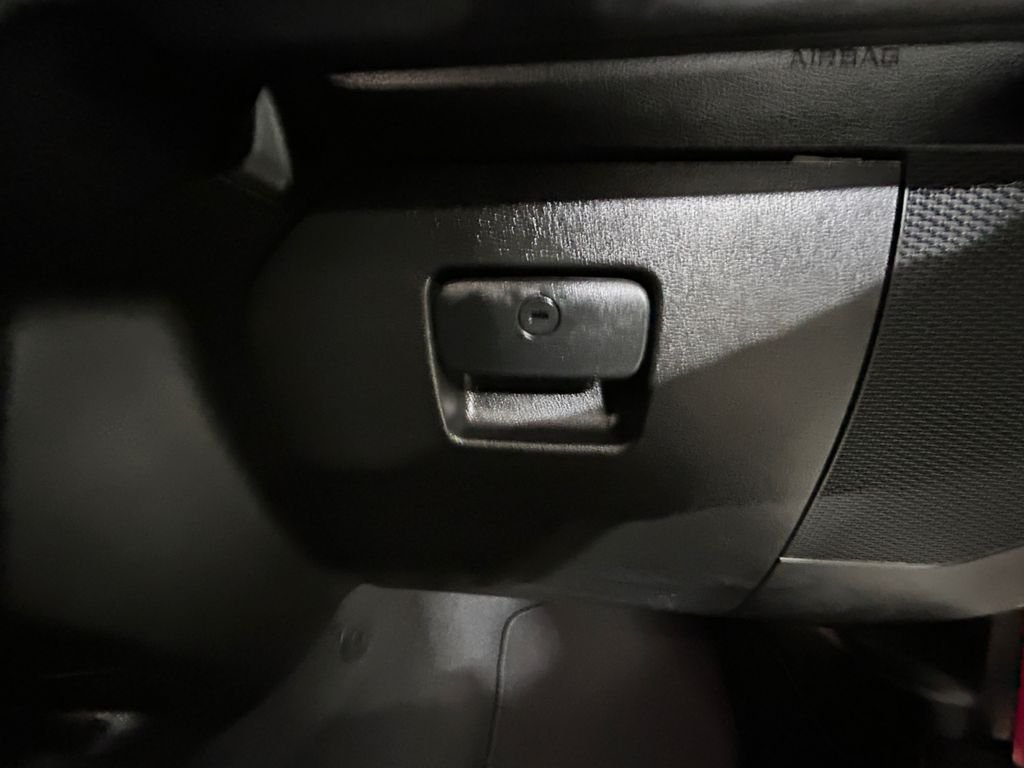 Used 2025 Red Jeep Rubicon image 24