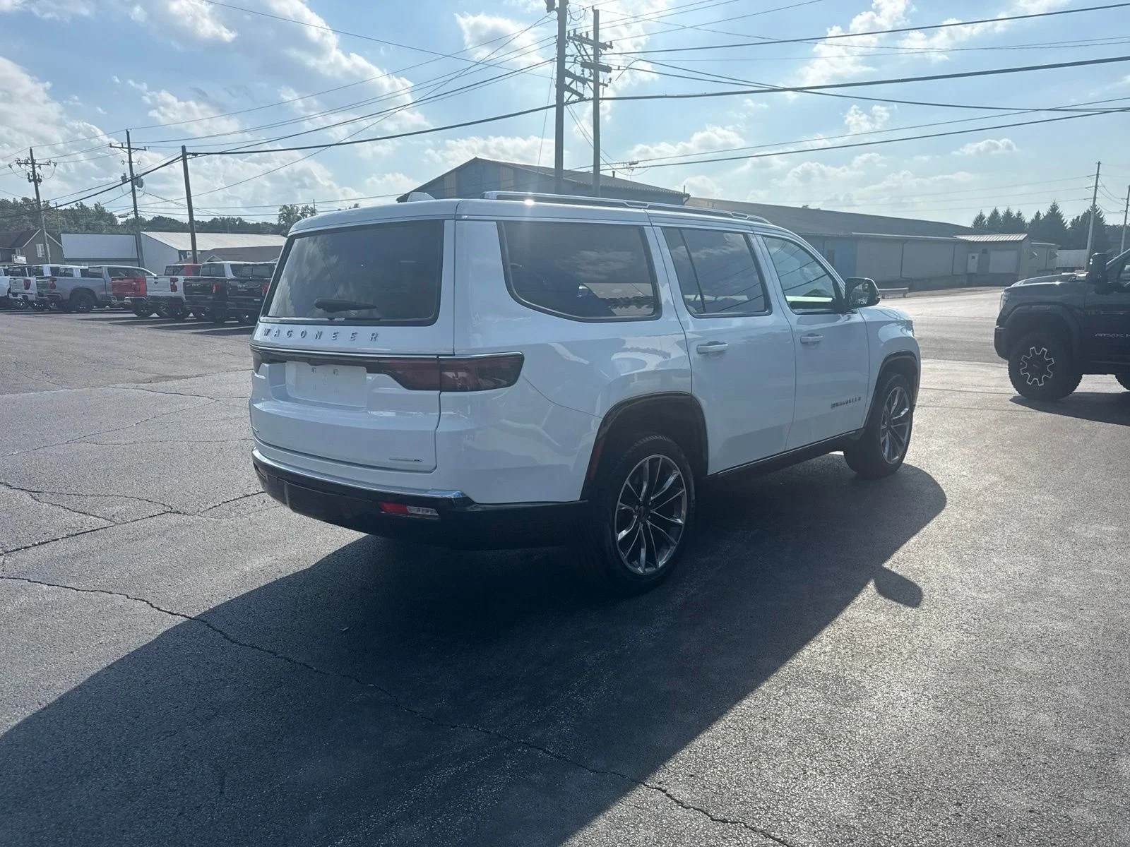 Used 2023 White Jeep Series III image 8