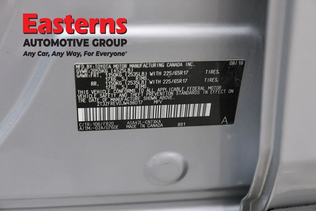 Used 2018 Silver Toyota LE image 34