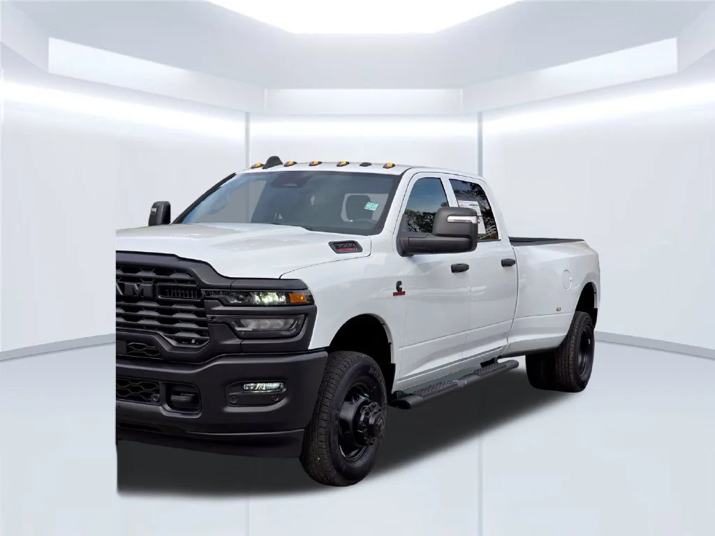 New 2027 White Ram Tradesman image 42